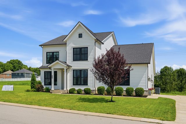 1006 Dermot Dr, Mount Juliet, TN 37122