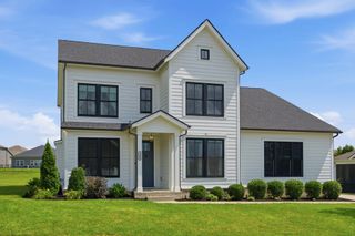 1006 Dermot Dr, Mount Juliet, TN 37122