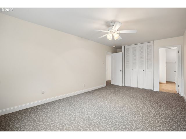 1500 Sw SKYLINE Blvd 24, Portland, OR 97221