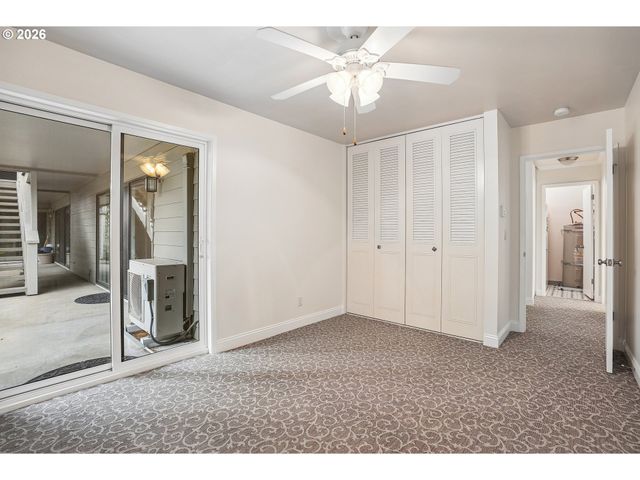 1500 Sw SKYLINE Blvd 24, Portland, OR 97221