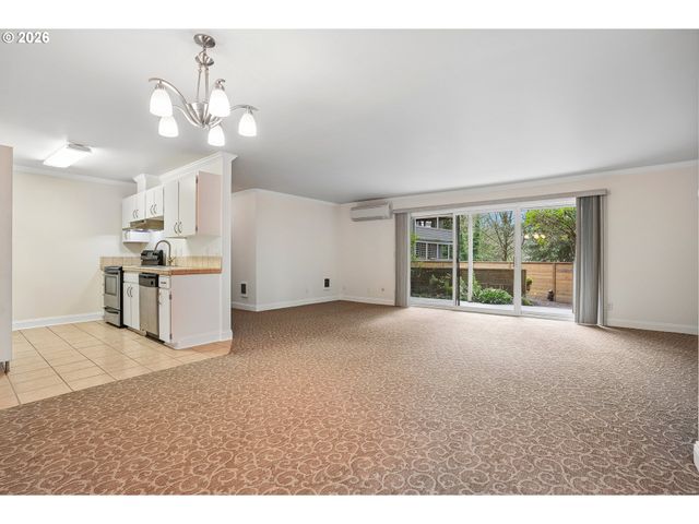 1500 Sw SKYLINE Blvd 24, Portland, OR 97221