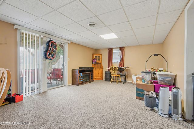 215 Birch Street, Hamilton, NJ 08610