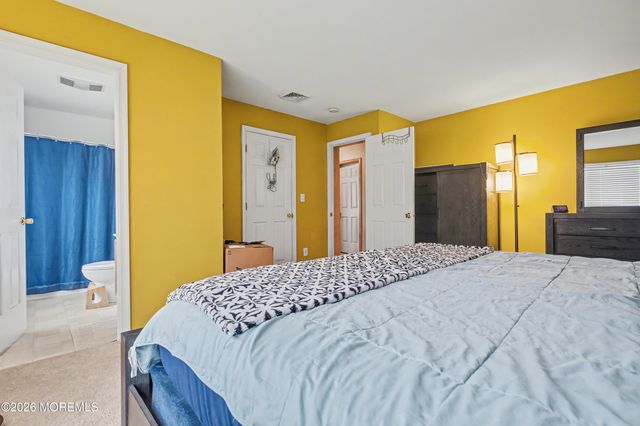 215 Birch Street, Hamilton, NJ 08610