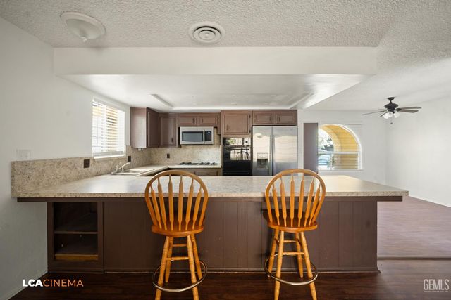6605 Chukkar Lane, Bakersfield, CA 93309