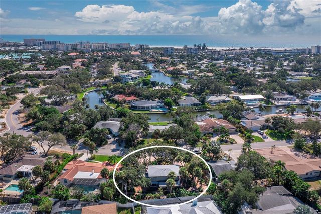 5451 SHADOW LAWN DRIVE, Sarasota, FL 34242