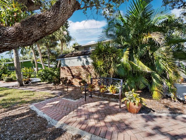 5451 SHADOW LAWN DRIVE, Sarasota, FL 34242