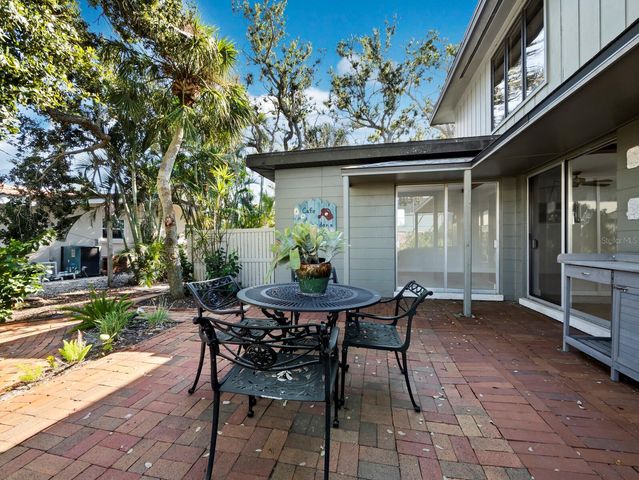 5451 SHADOW LAWN DRIVE, Sarasota, FL 34242