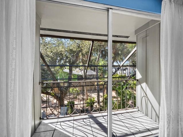 5451 SHADOW LAWN DRIVE, Sarasota, FL 34242