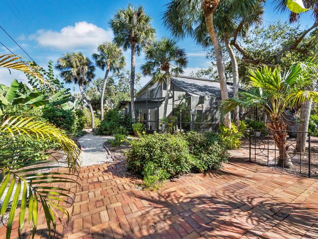 5451 SHADOW LAWN DRIVE, Sarasota, FL 34242