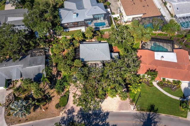5451 SHADOW LAWN DRIVE, Sarasota, FL 34242