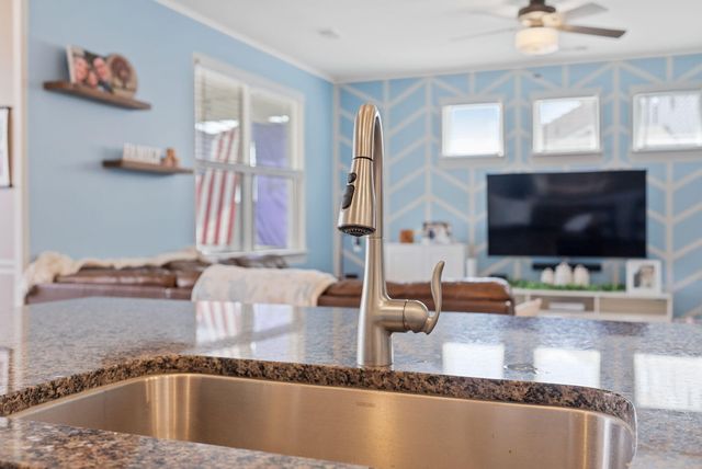 173 Greenwich Drive, Summerville, SC 29486