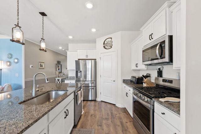 173 Greenwich Drive, Summerville, SC 29486