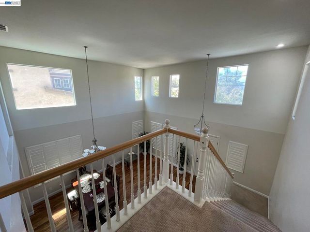 6056 Silveroak Cir, Stockton, CA 95219