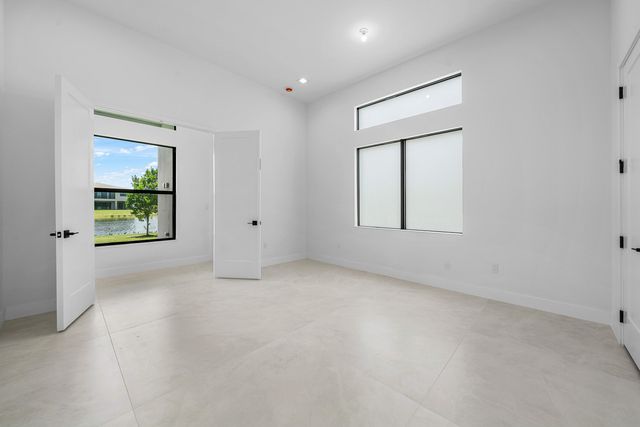9516 Riverside Park Drive, Boca Raton, FL 33434