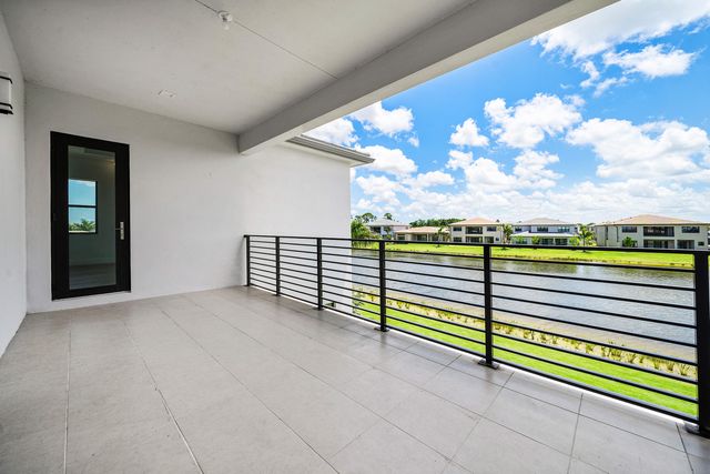 9516 Riverside Park Drive, Boca Raton, FL 33434