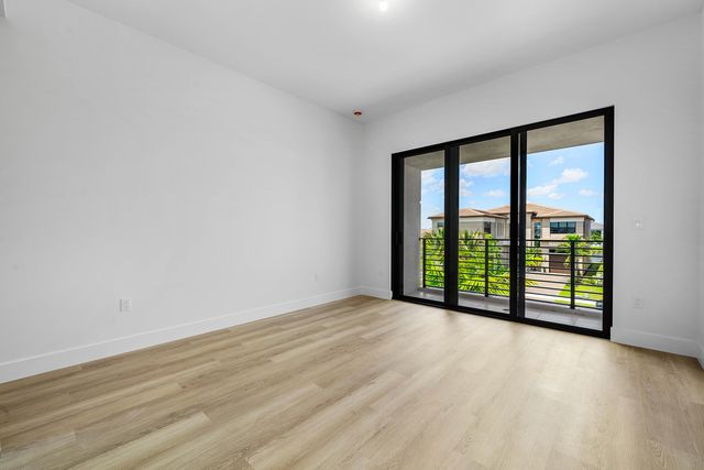9516 Riverside Park Drive, Boca Raton, FL 33434