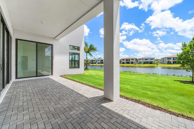 9516 Riverside Park Drive, Boca Raton, FL 33434