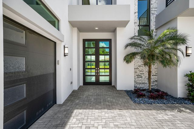 9516 Riverside Park Drive, Boca Raton, FL 33434