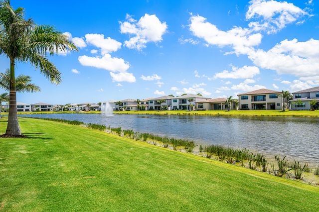 9516 Riverside Park Drive, Boca Raton, FL 33434