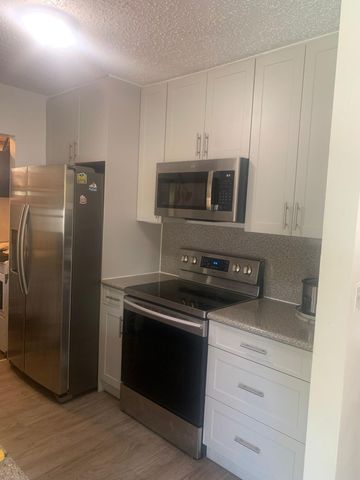 7450 Freedom Street, Hollywood, FL 33024