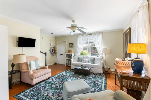 43 Saint Margaret Street Apt A, Charleston, SC 29403