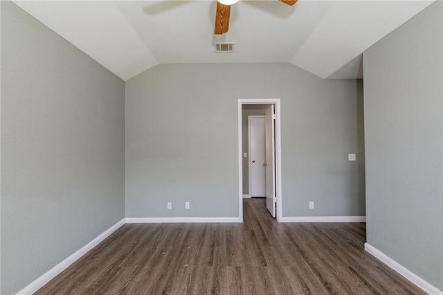 1000 Honeysuckle DR, Leander, TX 78641