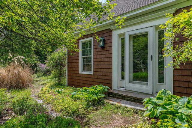 223 Coach Road, Chester, VT 05143