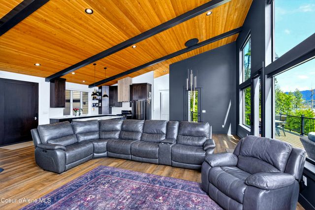 20138 E Cape Horn Rd, Bayview, ID 83803