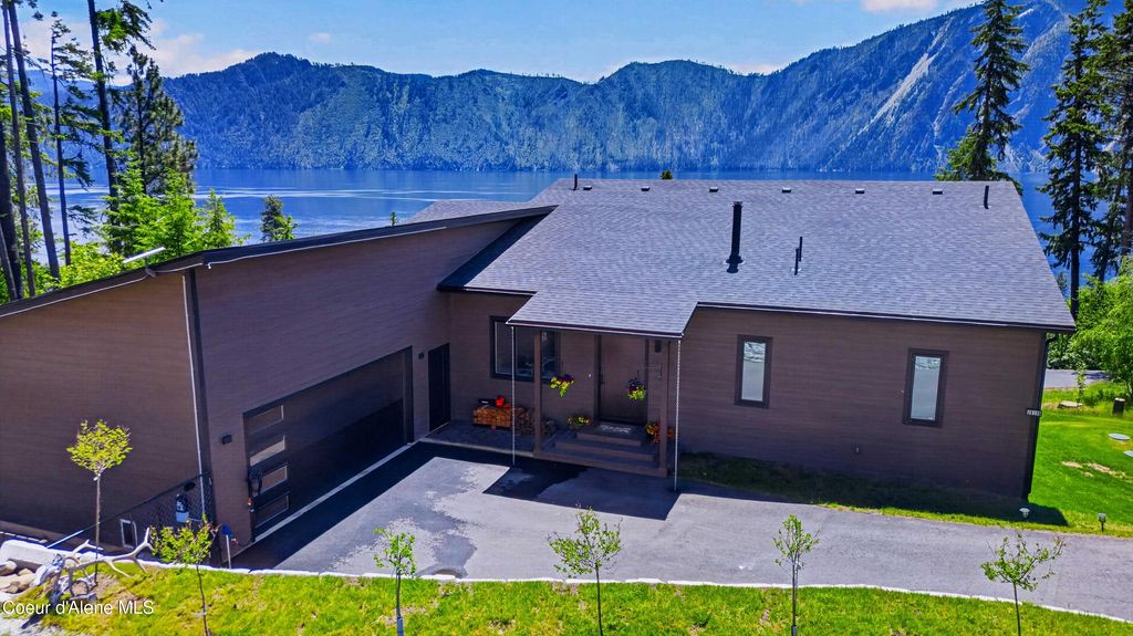 20138 E Cape Horn Rd, Bayview, ID 83803