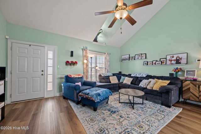 2705 Camille Drive, Winterville, NC 28590