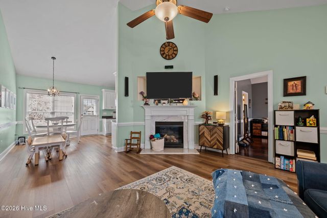 2705 Camille Drive, Winterville, NC 28590