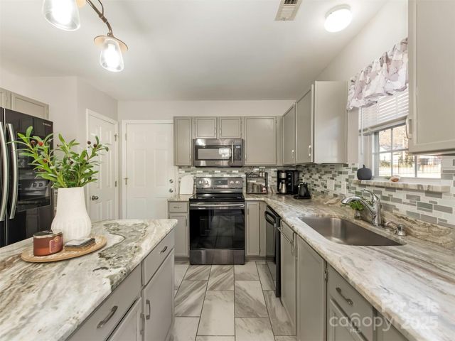 1103 Slate Ridge Road, Matthews, NC 28104