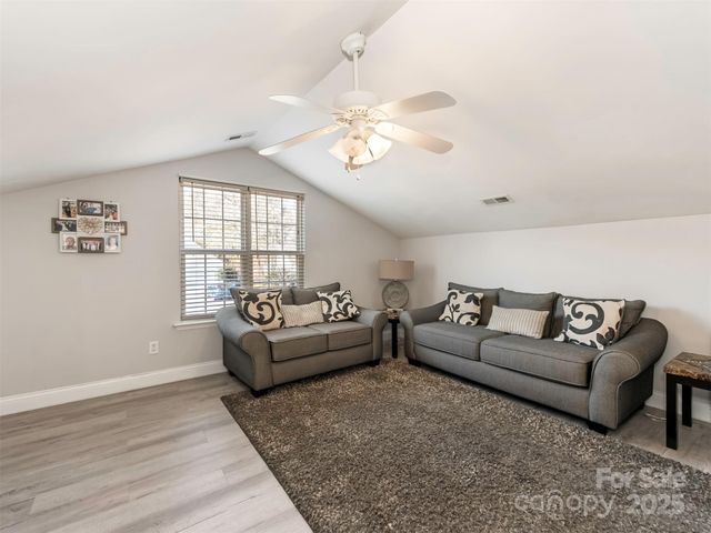 1103 Slate Ridge Road, Matthews, NC 28104