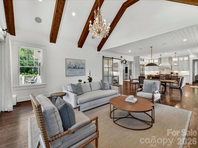 221 Anthony Circle, Charlotte, NC 28211