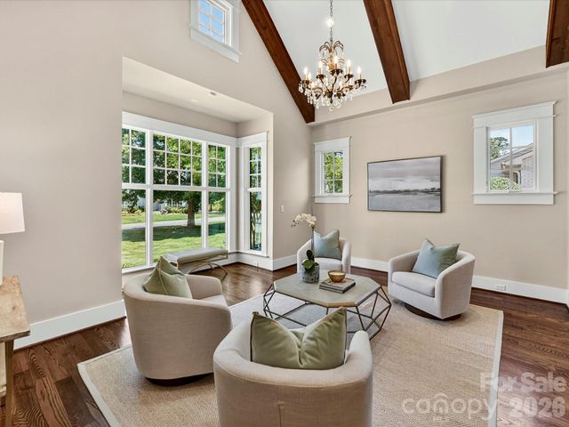 221 Anthony Circle, Charlotte, NC 28211
