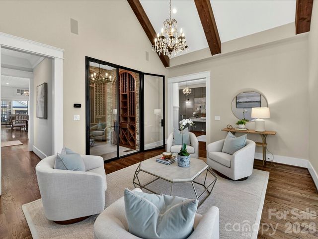 221 Anthony Circle, Charlotte, NC 28211