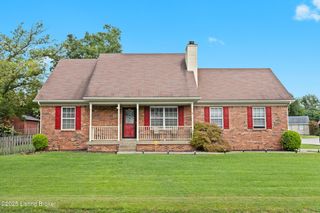 8523 Gregory Way, Louisville, KY 40219