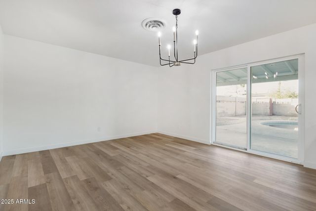 3426 W GLENN Drive, Phoenix, AZ 85051