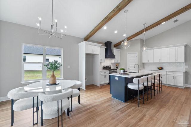 7848 Tippin Ave, Pensacola, FL 32504