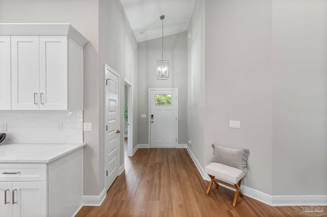 7848 Tippin Ave, Pensacola, FL 32504