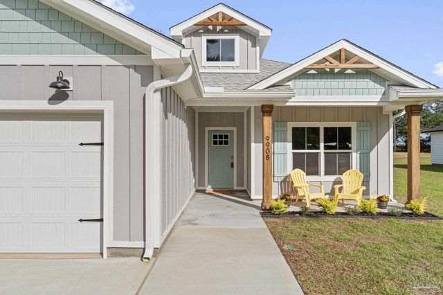 7848 Tippin Ave, Pensacola, FL 32504