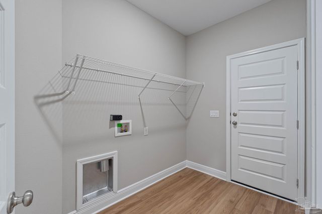 7848 Tippin Ave, Pensacola, FL 32504