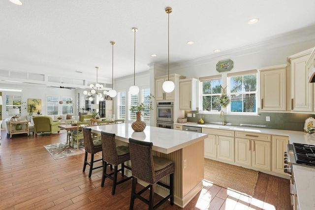 31 BEACH HAVEN PARKWAY, Palm Coast, FL 32137