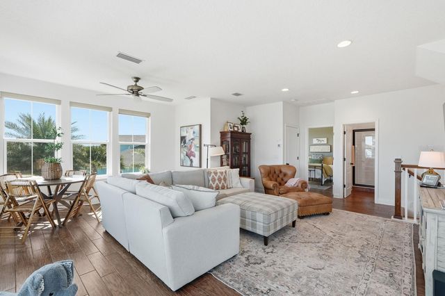 31 BEACH HAVEN PARKWAY, Palm Coast, FL 32137