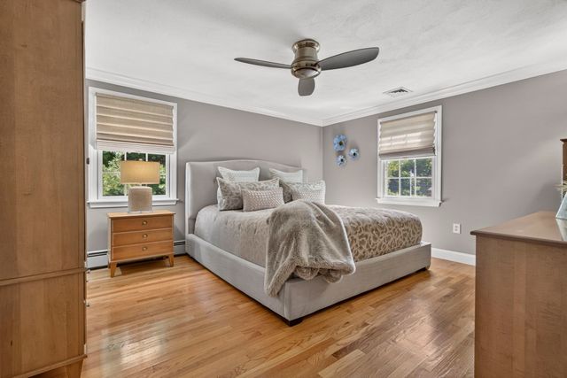 41 Fox Run, Tewksbury, MA 01876