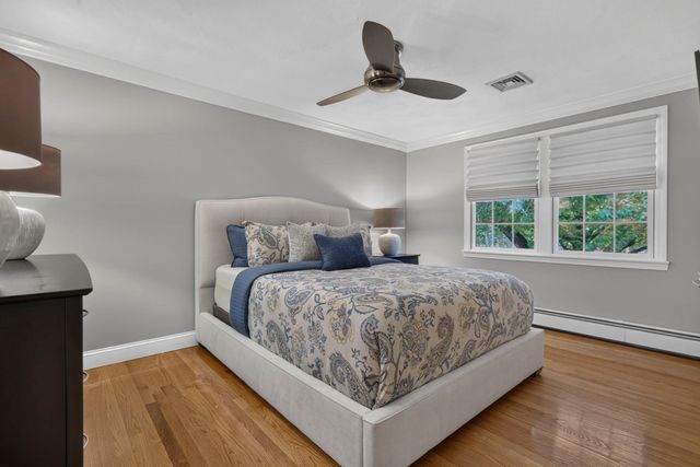 41 Fox Run, Tewksbury, MA 01876