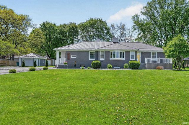 523 W 16th Street, Mishawaka, IN 46544