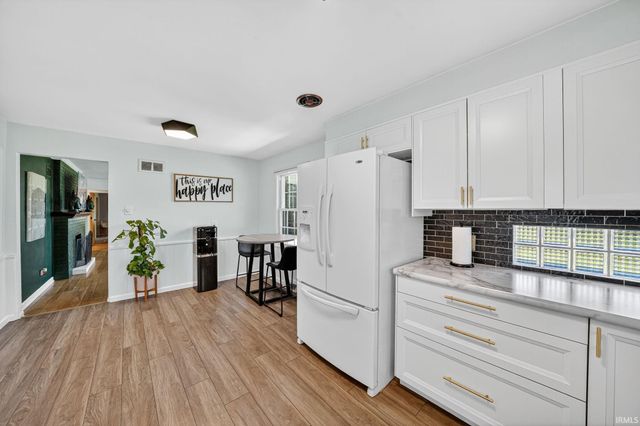 523 W 16th Street, Mishawaka, IN 46544