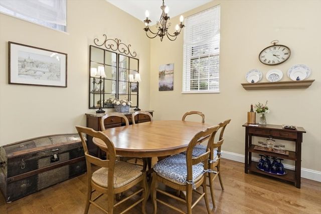 65 Glen Rd H1, Brookline, MA 02445
