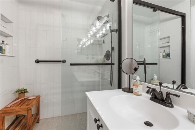 65 Glen Rd H1, Brookline, MA 02445